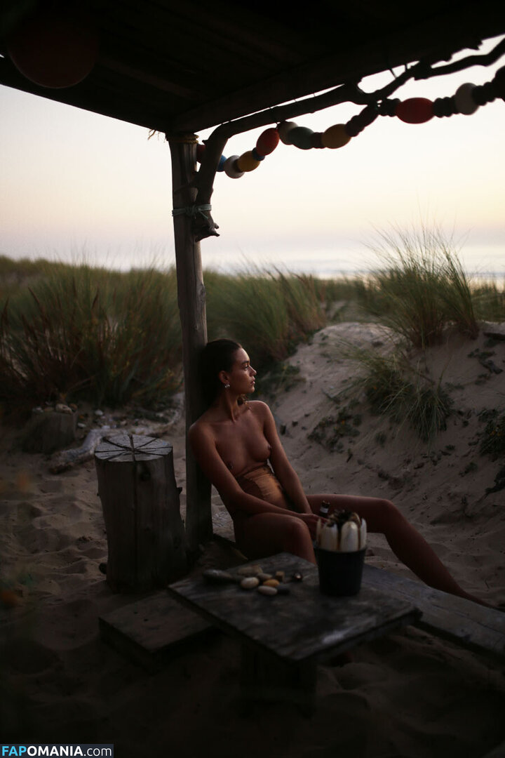 Sonny Sun / sonny_sun_ / sonnys.1020 / sunnysunrayss Nu OnlyFans  Photo fuitée #9