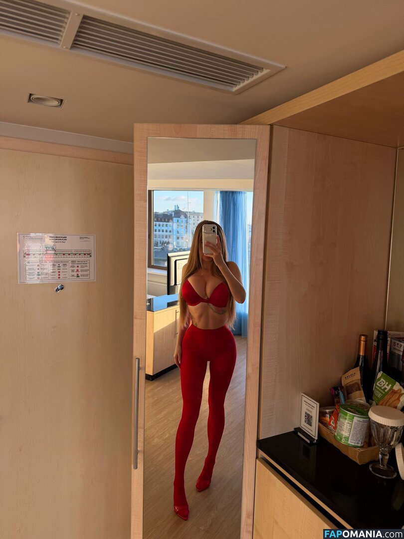 Sonya Temnikova / sonyatemnikova Nu OnlyFans  Photo fuitée #468