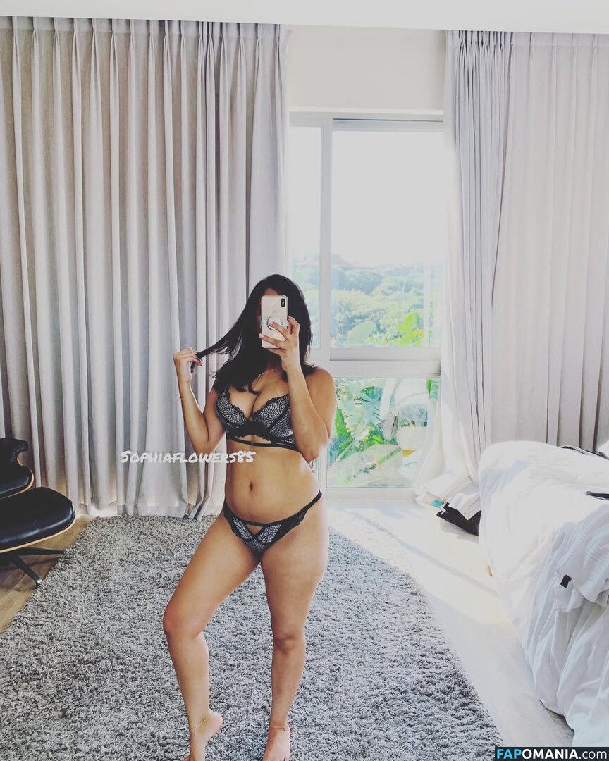 Sophia Abdalla / Sophiatheminx / https: Nu OnlyFans  Photo fuitée #8