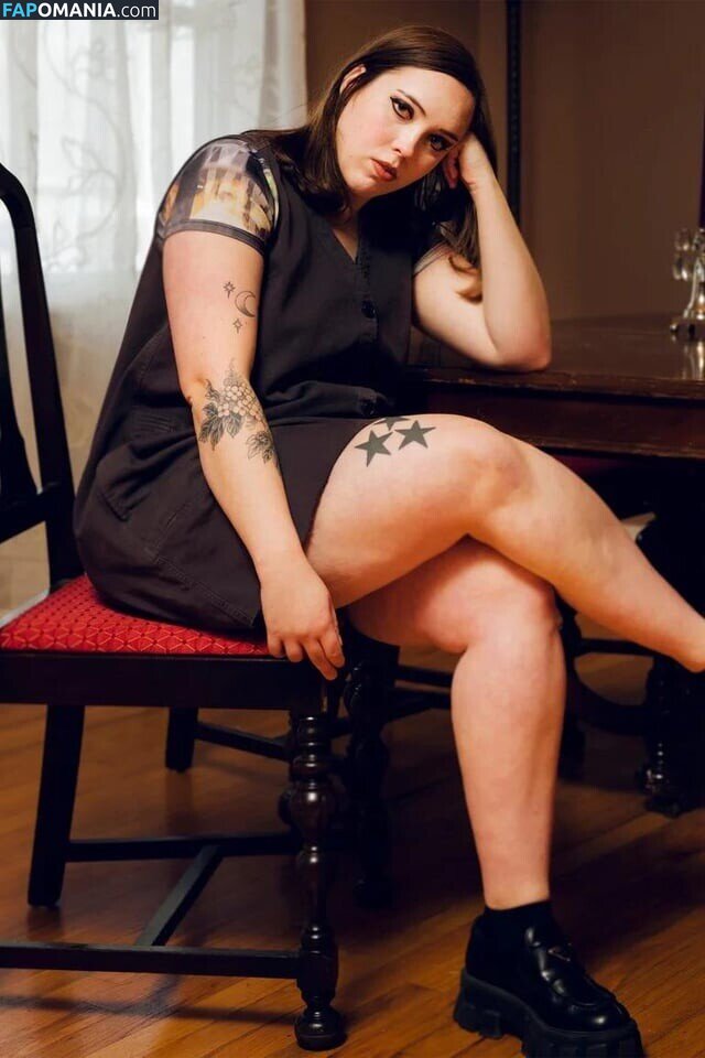 Soccer Mommy / Sophia Allison / soccermommyband Nu OnlyFans  Photo fuitée #7