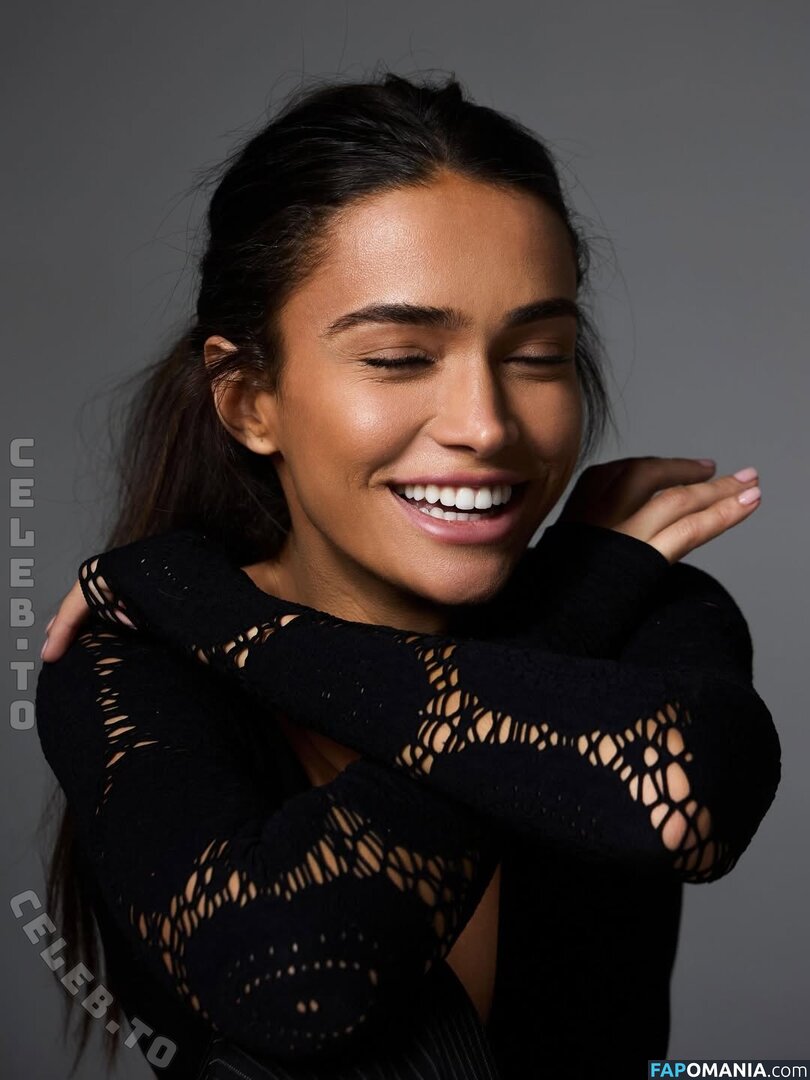 Sophia Chugranis / sophia.chugranis / sophiachugranis Nu OnlyFans  Photo fuitée #23