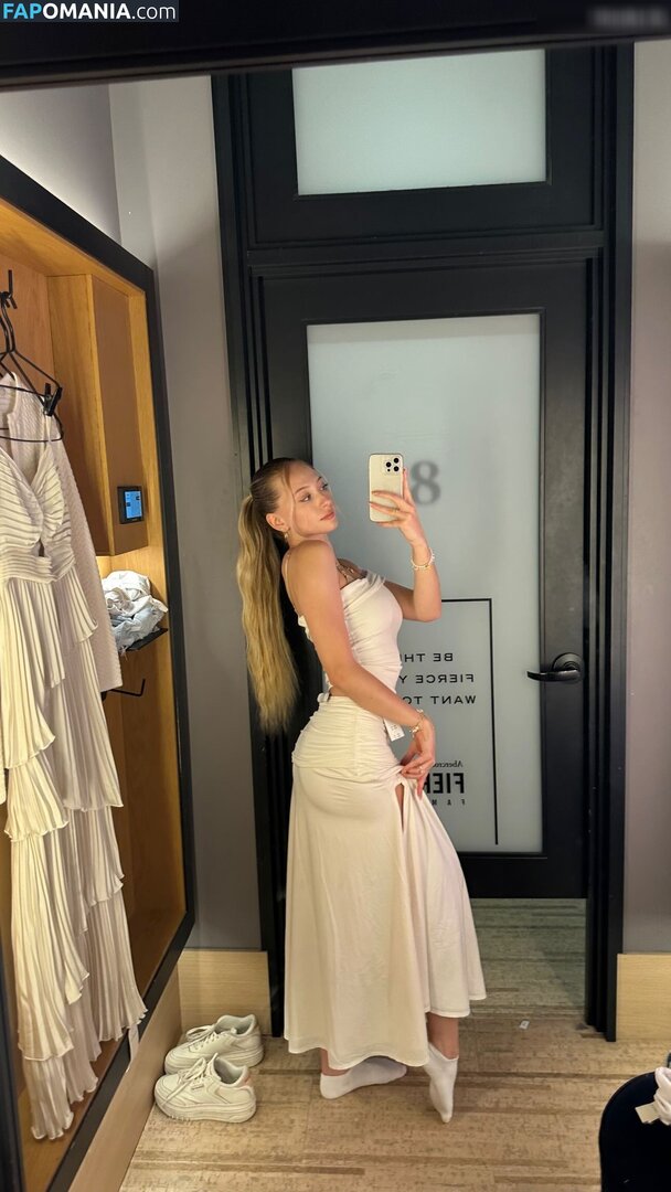 BrandArmy / Sophia Diamond / Sophiadiamond Nu OnlyFans  Photo fuitée #2178