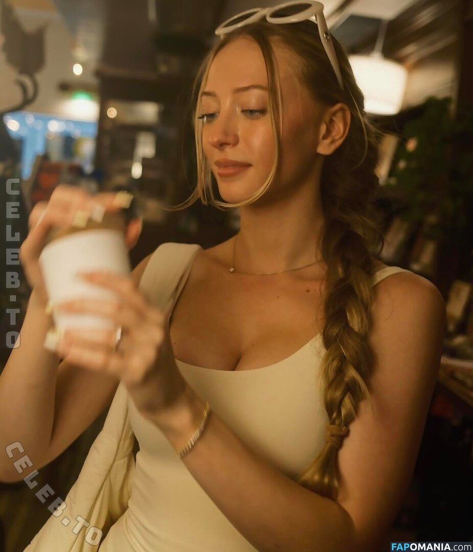 BrandArmy / Sophia Diamond / sophiadiamond / sophie.diamond Nu OnlyFans  Photo fuitée #2313