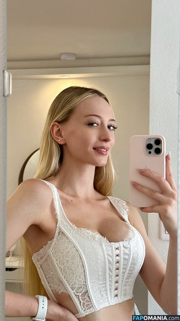 Sophia Diamond / sophia.ilysm Nu OnlyFans  Photo fuitée #13