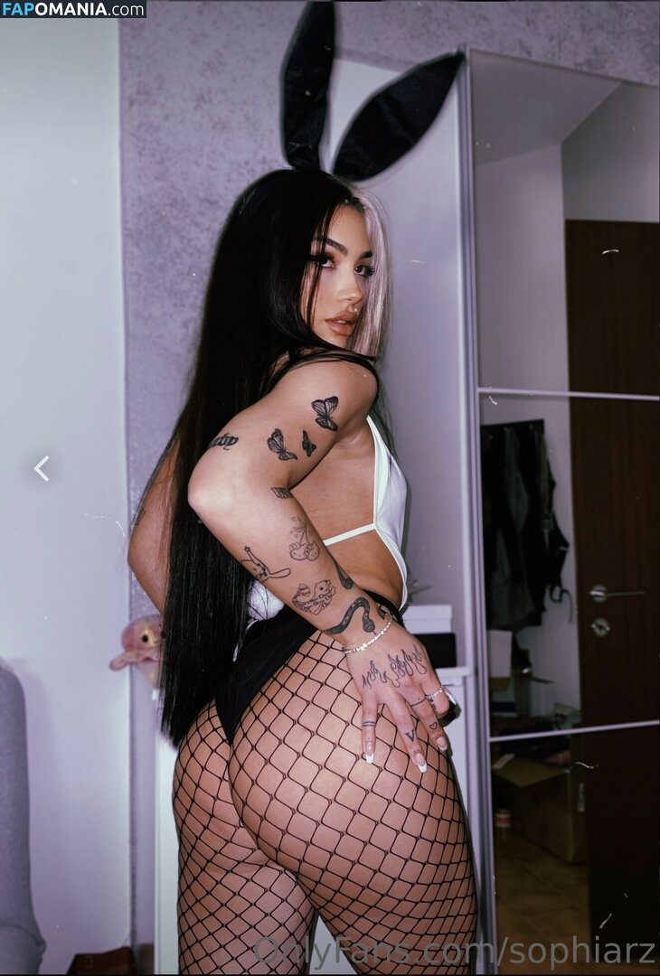 Sophia_rizou / sophiarz Nu OnlyFans  Photo fuitée #4