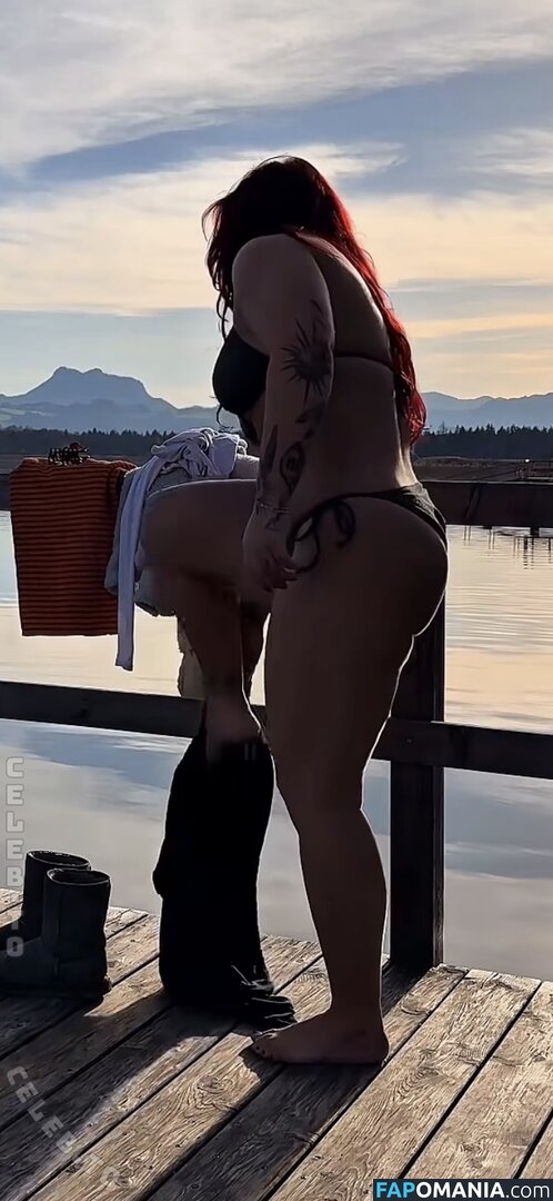 Sophia Thiel / sophia.thiel Nu OnlyFans  Photo fuitée #3