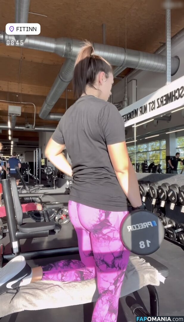 Sophie Gerlach / _.sophie05._ Nu OnlyFans  Photo fuitée #33