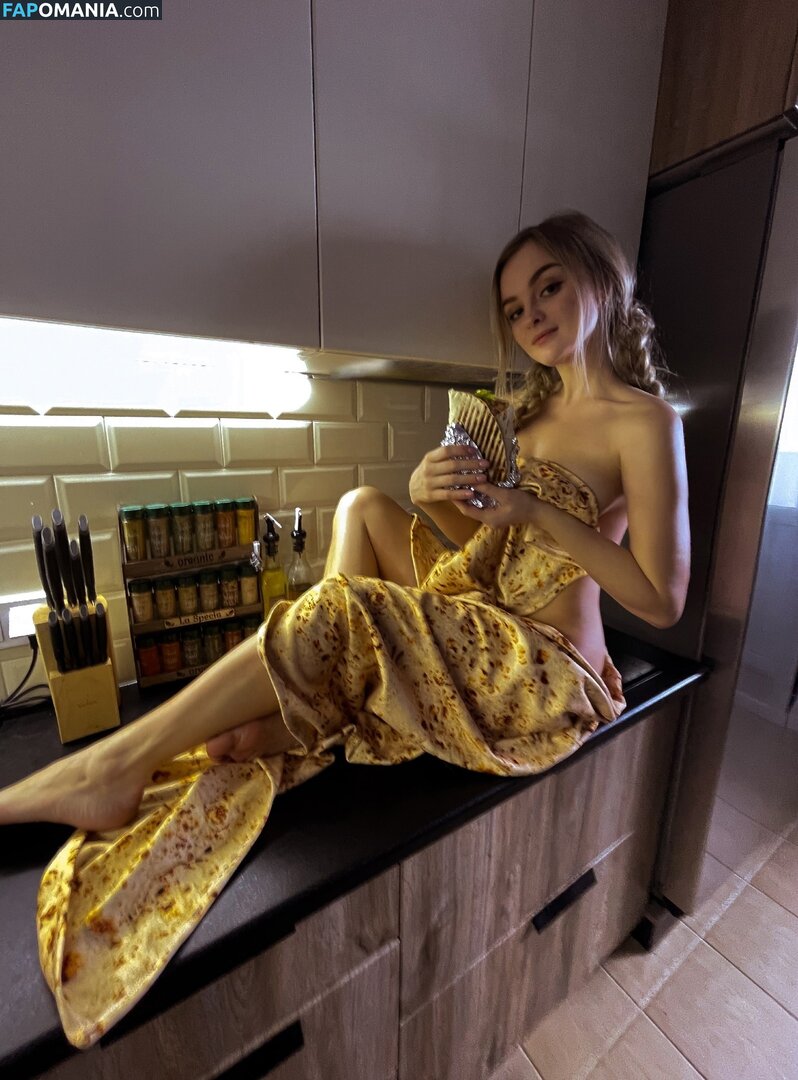 KATSSBY / Sophie Katssby Nu OnlyFans  Photo fuitée #681