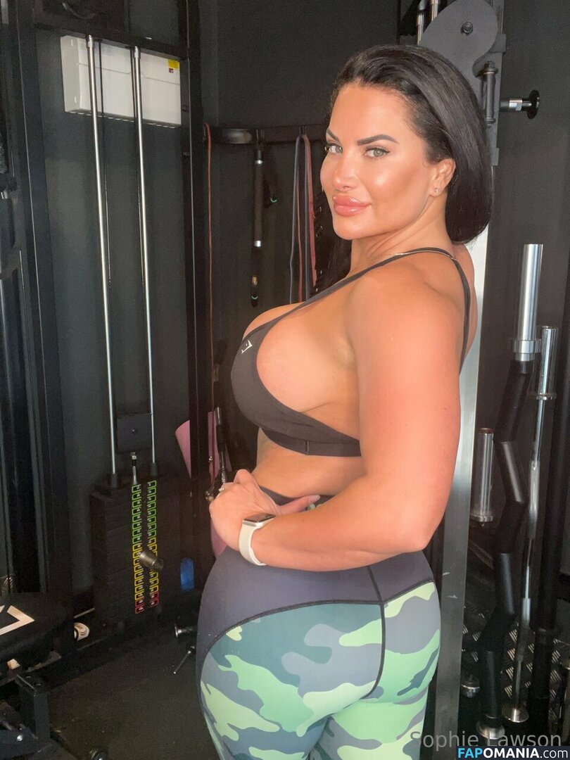 Perv-mom / Sophie Lawson / StepMother / stepmother_x Nu OnlyFans  Photo fuitée #393