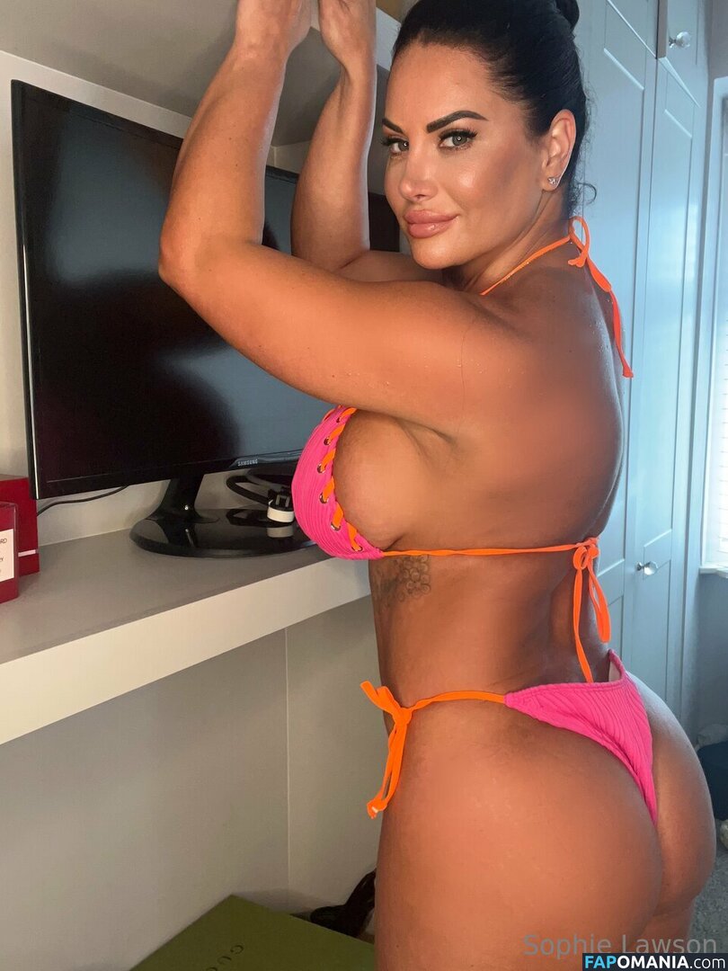 Perv-mom / Sophie Lawson / StepMother / stepmother_x Nu OnlyFans  Photo fuitée #457