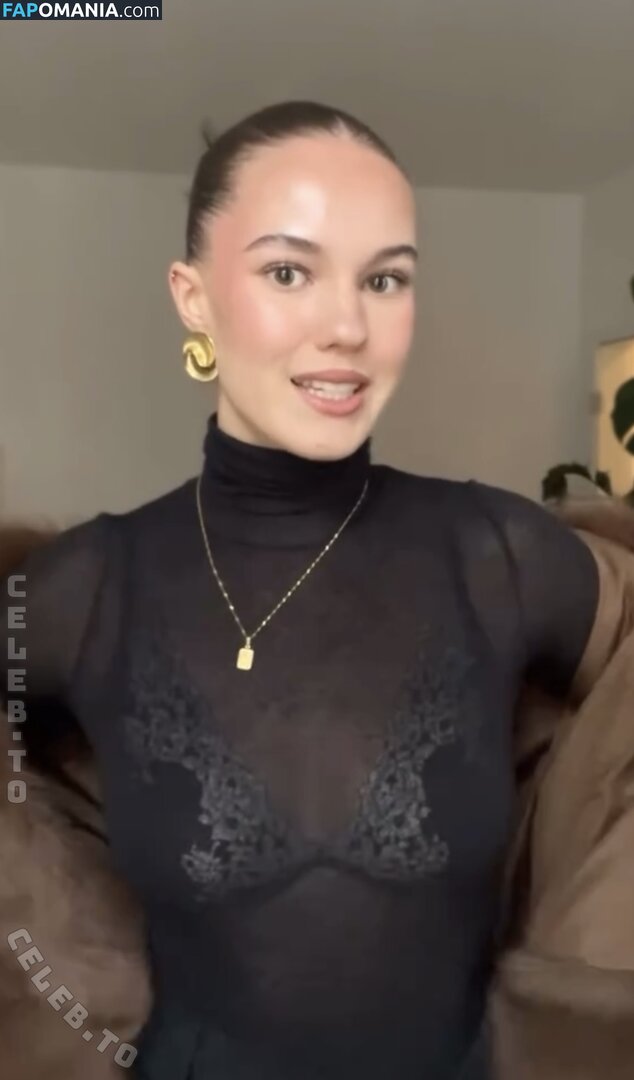 Sophie Scholz / vienchennlife Nu OnlyFans  Photo fuitée #4