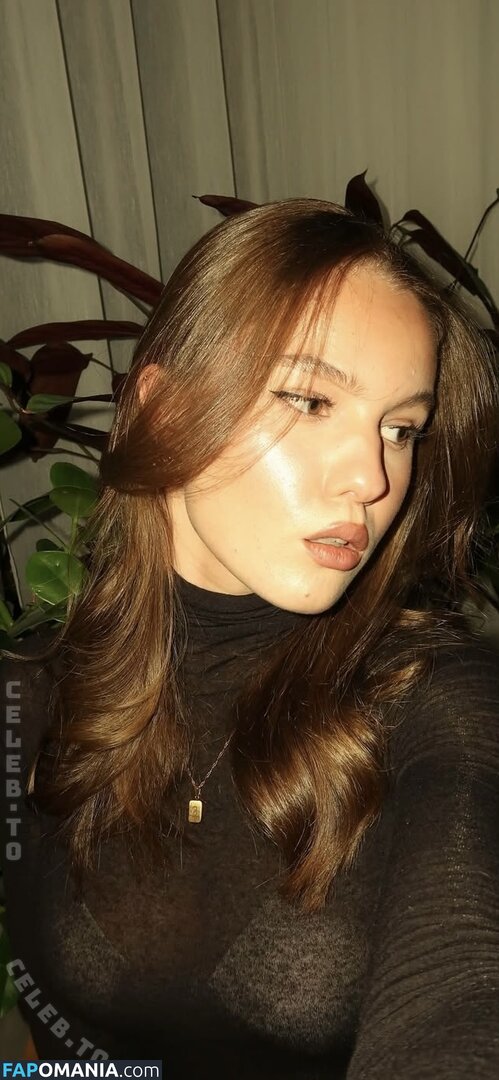 Sophie Scholz / vienchennlife Nu OnlyFans  Photo fuitée #6
