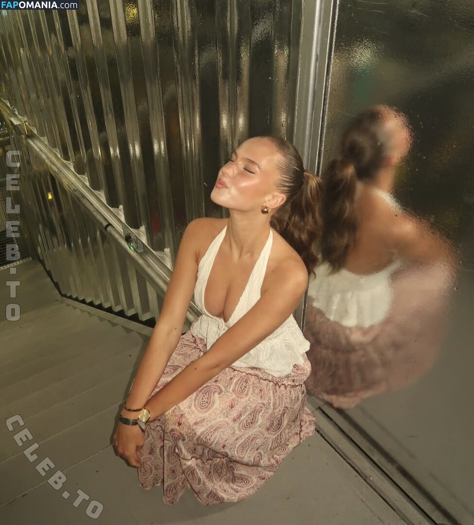 Sophie Scholz / vienchennlife Nu OnlyFans  Photo fuitée #12