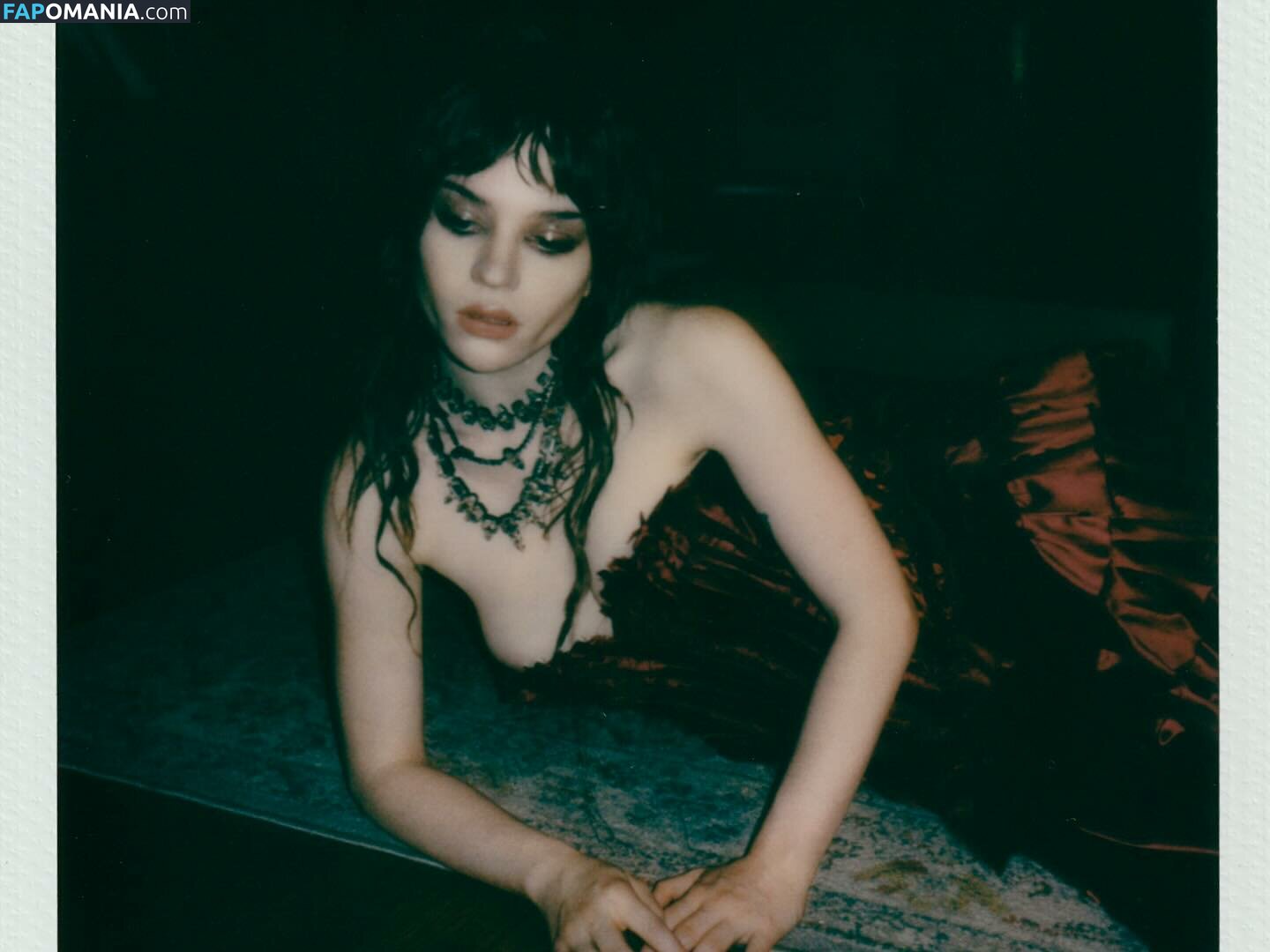 Sophie Thatcher / soapy.t Nu OnlyFans  Photo fuitée #154