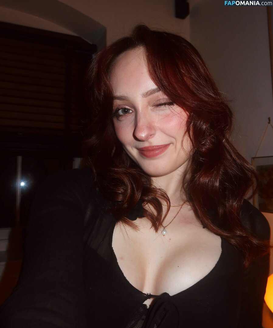 Soupforeloise / help Nu OnlyFans  Photo fuitée #44