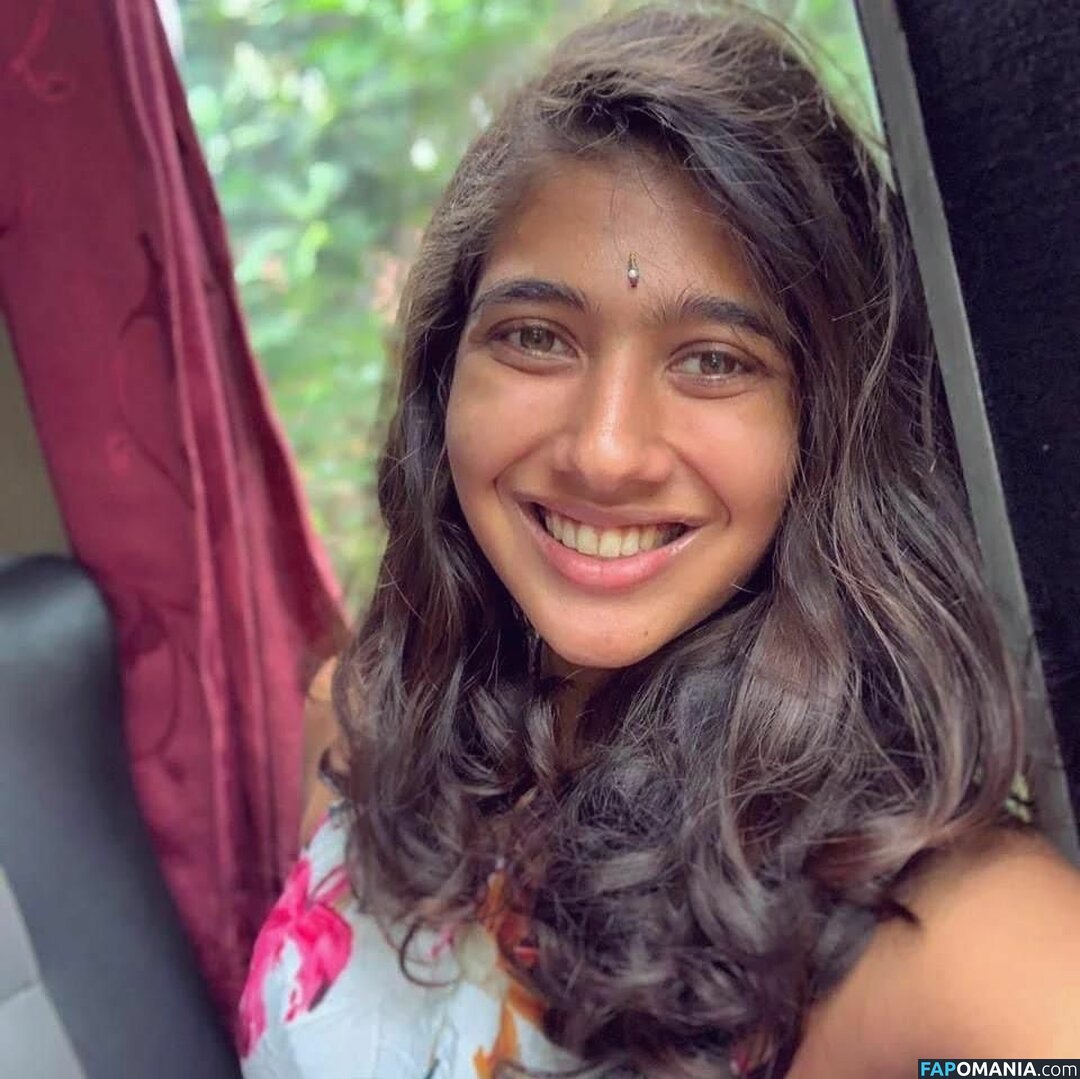 Sri Lanka / Sri Lankan Girls / hashini.guruge / poojaniperera Nu OnlyFans  Photo fuitée #61