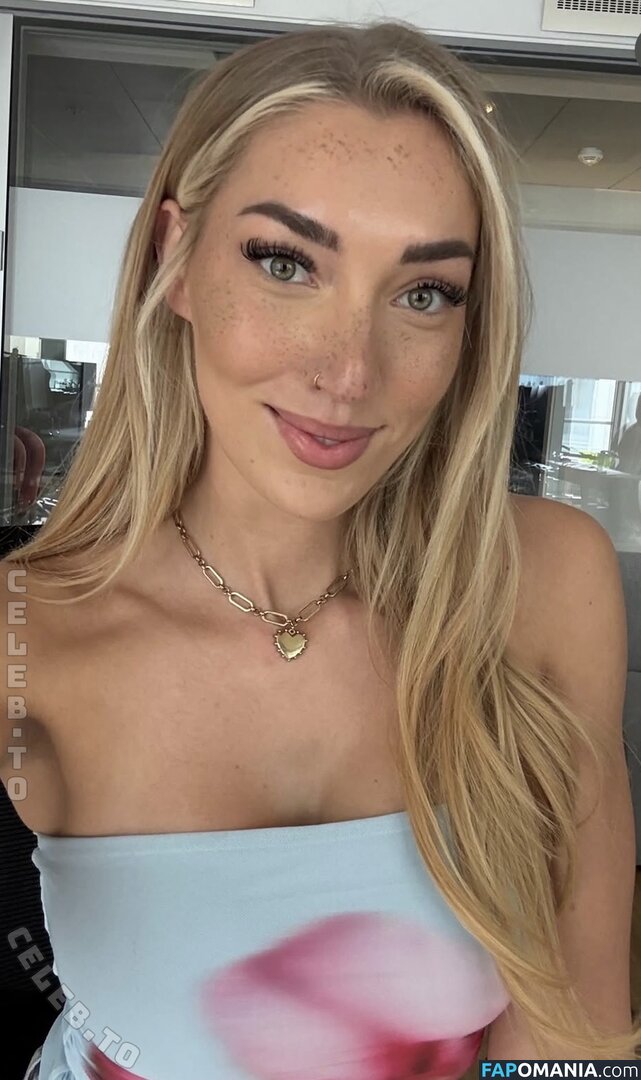 Starletnova / https: Nu OnlyFans  Photo fuitée #39
