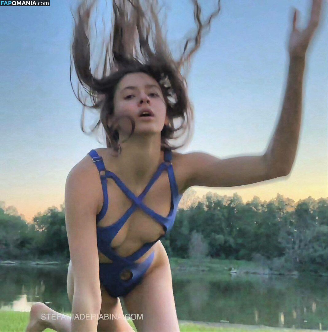 Derwald / Stefania Deriabina / st.efania4105 / xostefania Nu OnlyFans  Photo fuitée #6