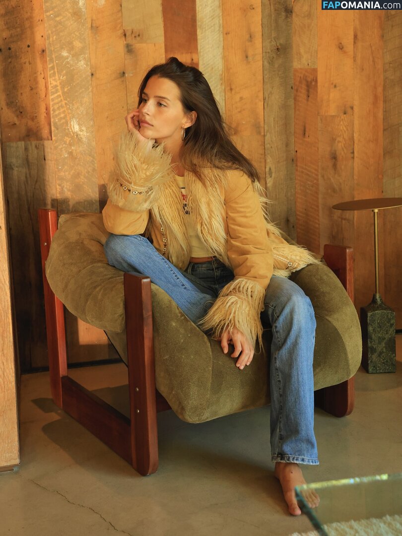 Steph Mandich / shopmononoke / stephmandich Nu OnlyFans  Photo fuitée #217