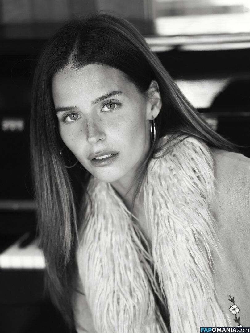 Steph Mandich / shopmononoke / stephmandich Nu OnlyFans  Photo fuitée #221