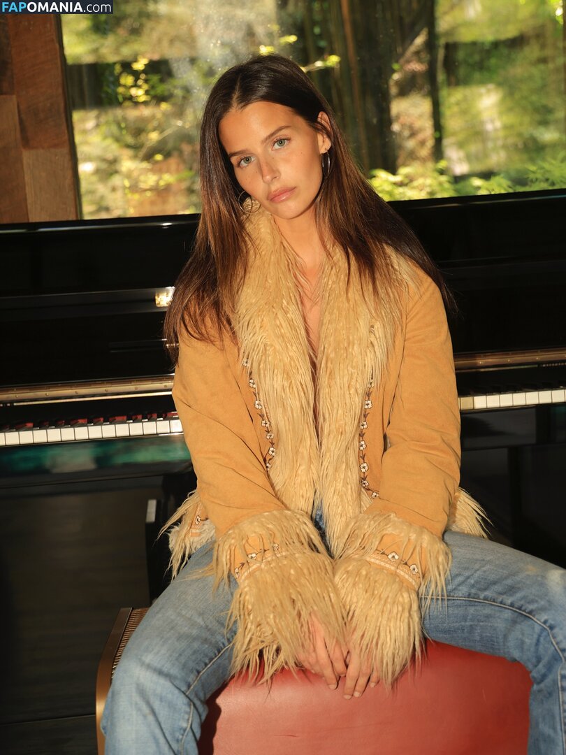 Steph Mandich / shopmononoke / stephmandich Nu OnlyFans  Photo fuitée #223