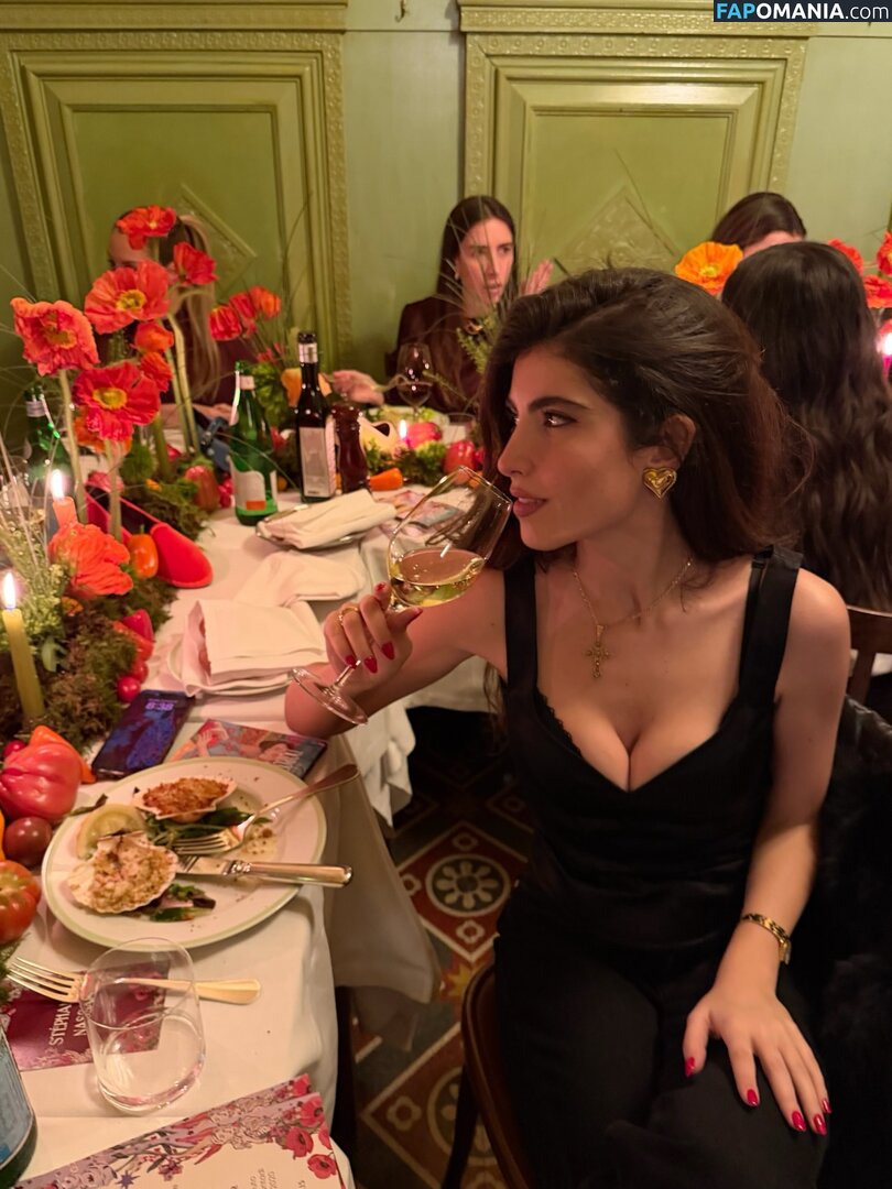 Stephanie Nassar / nassarstephanie Nu OnlyFans  Photo fuitée #3