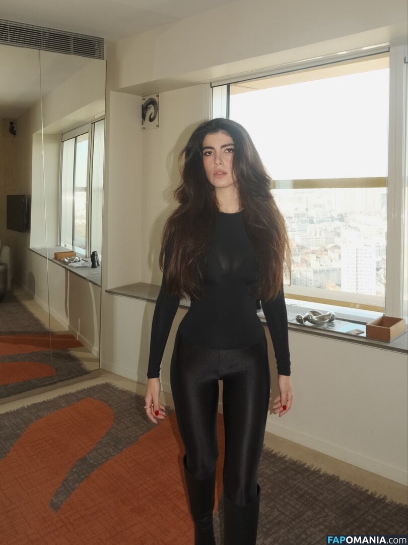 Stephanie Nassar / nassarstephanie Nu OnlyFans  Photo fuitée #7