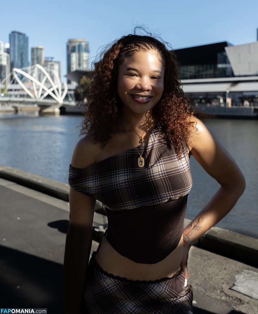 Storm Reid / stormikush / stormreid Nu OnlyFans  Photo fuitée #482