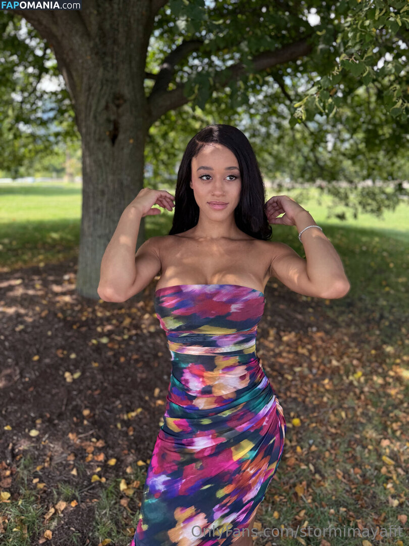 Stormi Maya / stormimaya Nu OnlyFans  Photo fuitée #33