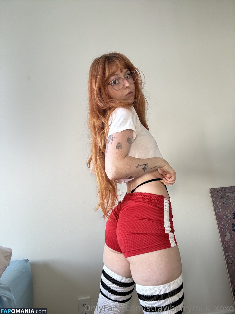 StrawbMilk_xoxo / strawberrymilk__xoxo / strawberrymilk_xoxo Nu OnlyFans  Photo fuitée #19