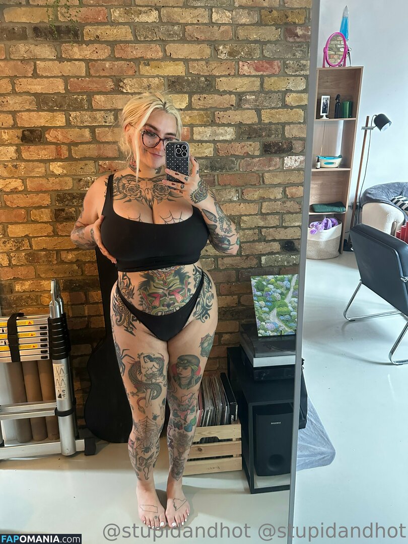 krispypinaham / stupiderandhotter Nu OnlyFans  Photo fuitée #7