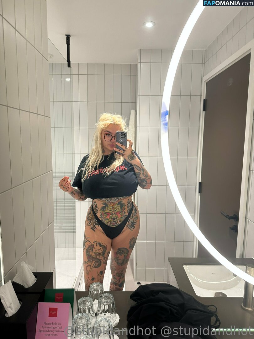 krispypinaham / stupiderandhotter Nu OnlyFans  Photo fuitée #9