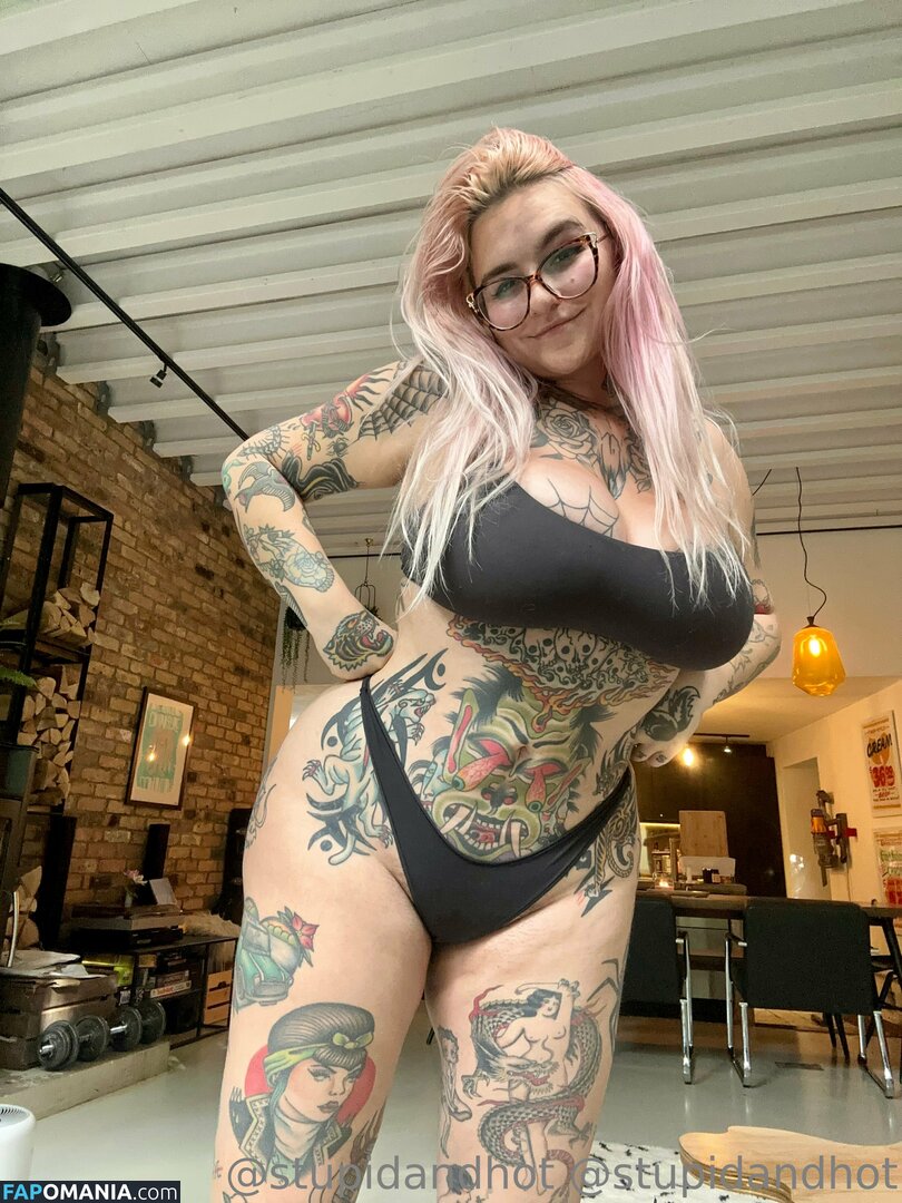 krispypinaham / stupiderandhotter Nu OnlyFans  Photo fuitée #27