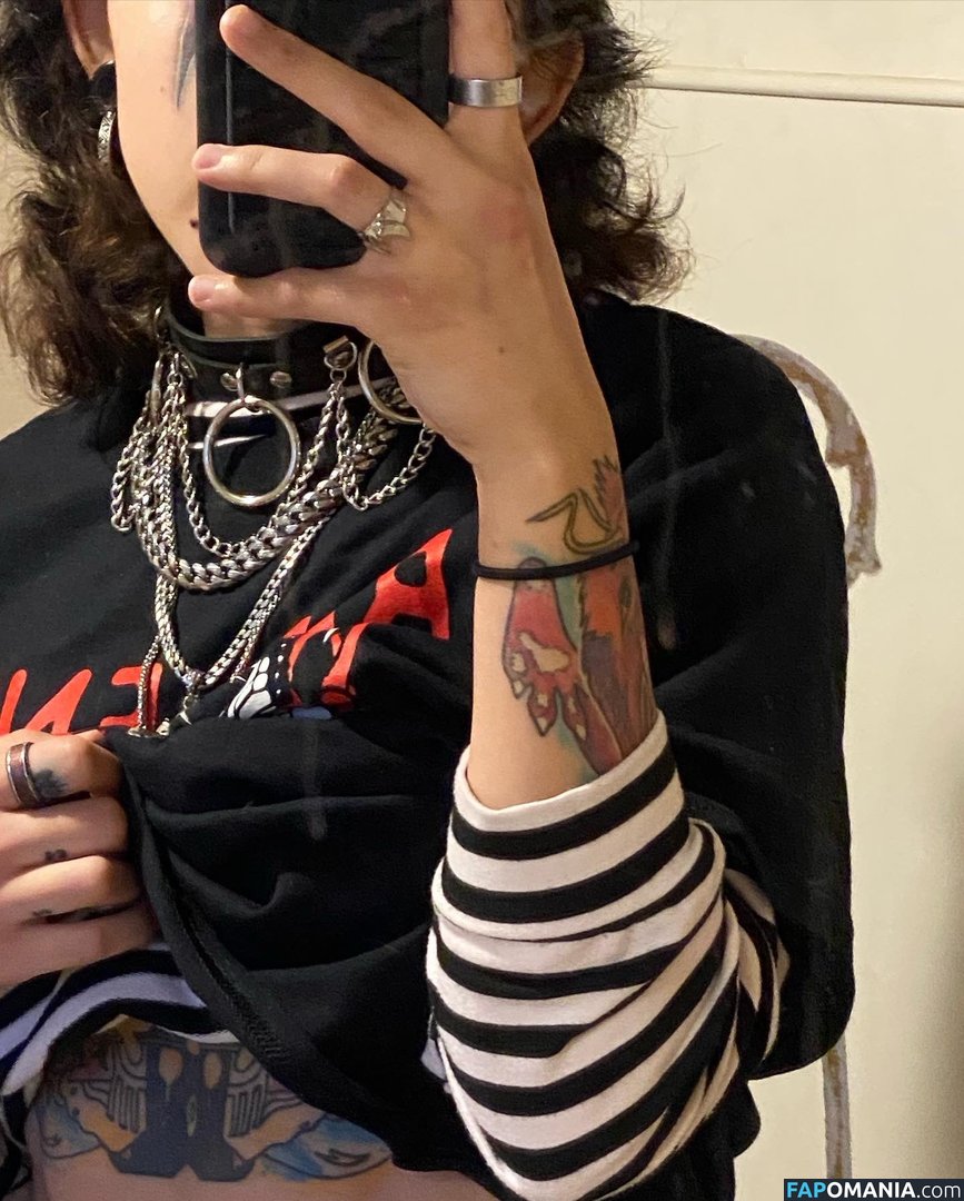 Azmideus / Suedmza / xslxtx Nu OnlyFans  Photo fuitée #29