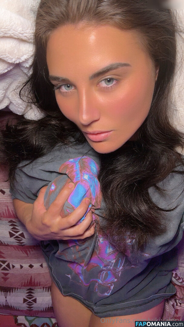 2girlsonepatreon / sugarscrazy_ / sugarveezy / sugarveezyxxx Nu OnlyFans  Photo fuitée #30