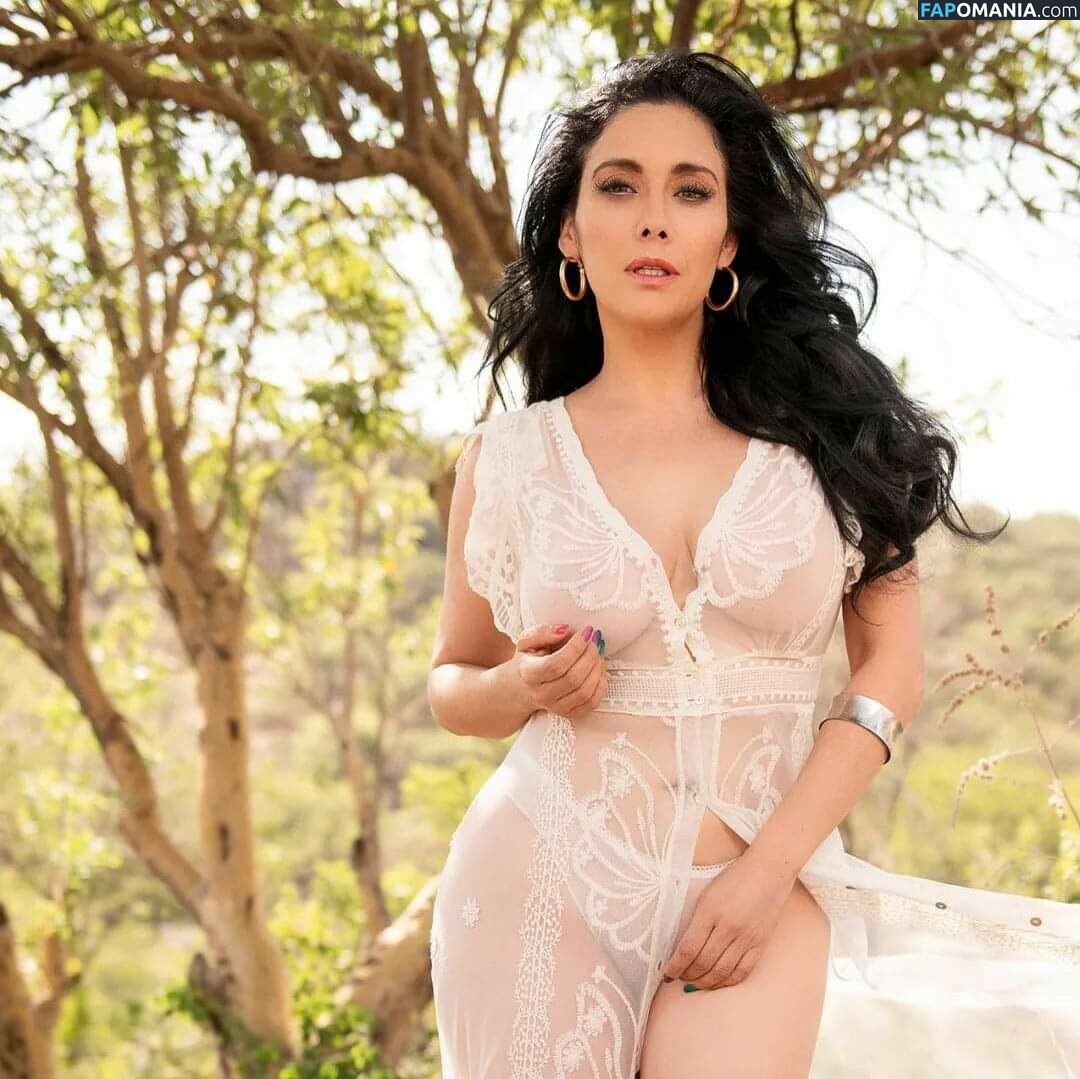 Sugey Abrego / https: / sugeyabrego / sugeyabregotv Nu OnlyFans  Photo fuitée #38