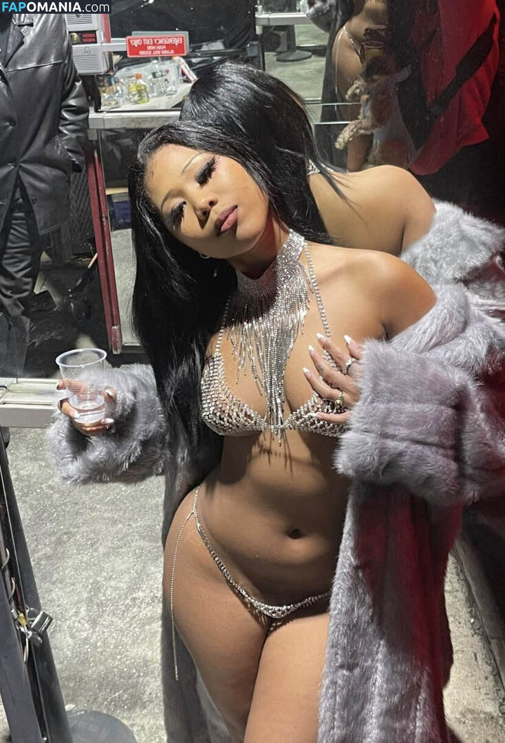 SUKIIBABY / Sukibaby / singsukibaby Nu OnlyFans  Photo fuitée #20