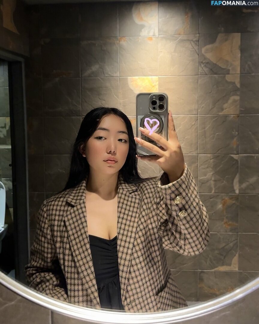 Sumeria / sumeria_sunuwar Nu OnlyFans  Photo fuitée #4