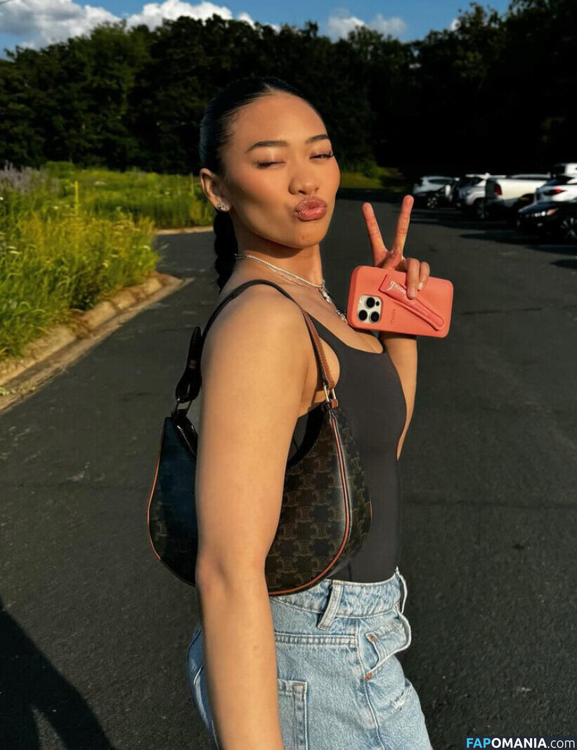 Suni Lee / sunisalee / u144353206 Nu OnlyFans  Photo fuitée #9