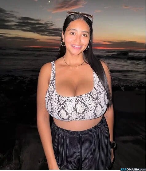 Susana Berrocal / s_bcal / yolaberrocal Nu OnlyFans  Photo fuitée #4