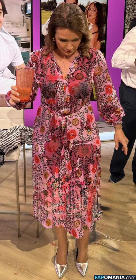 Susanna Reid / susannareid100 Nu OnlyFans  Photo fuitée #166