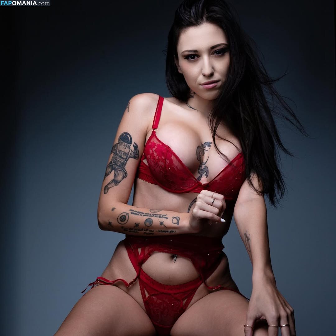 Sarah Ray / Sweet N Sarah / https: / sweetnsarahh Nu OnlyFans  Photo fuitée #2