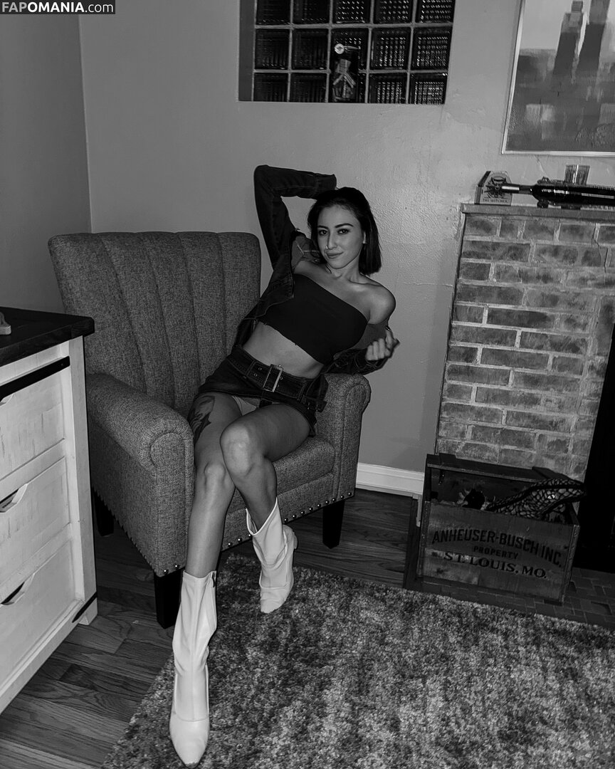 Sarah Ray / Sweet N Sarah / https: / sweetnsarahh Nu OnlyFans  Photo fuitée #7