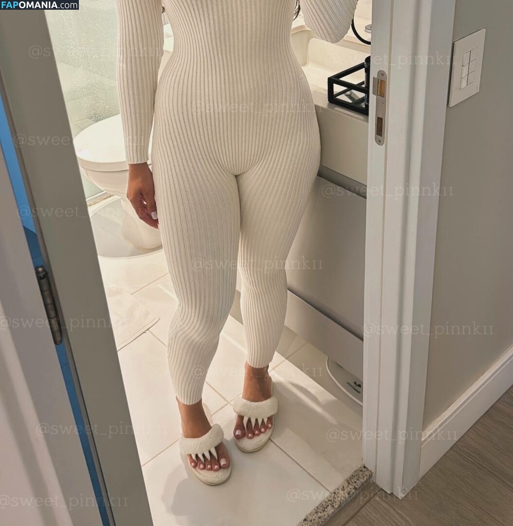 Sweetpinnk11 / sweet_pinnk1 Nu OnlyFans  Photo fuitée #36
