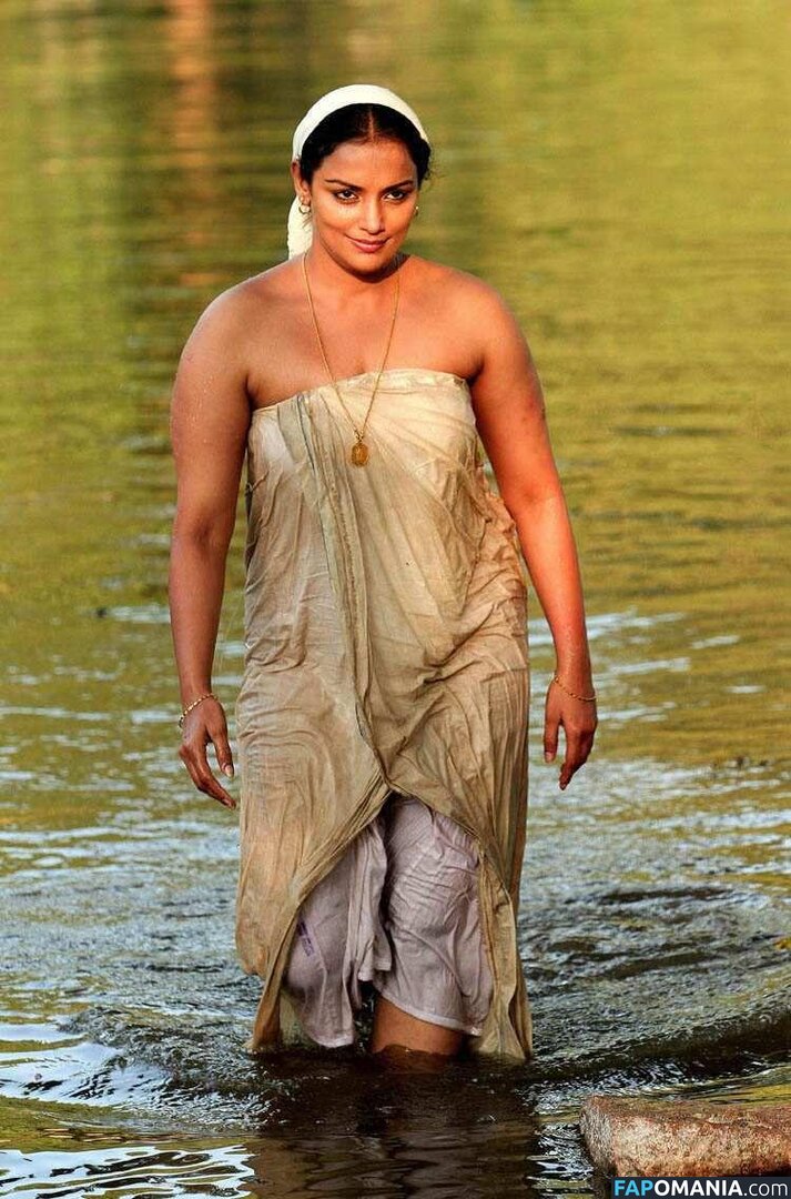 Swetha Menon Nu OnlyFans  Photo fuitée #4