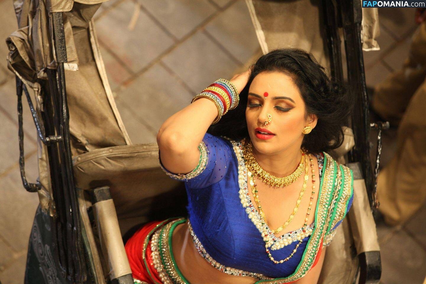 Swetha Menon Nu OnlyFans  Photo fuitée #9