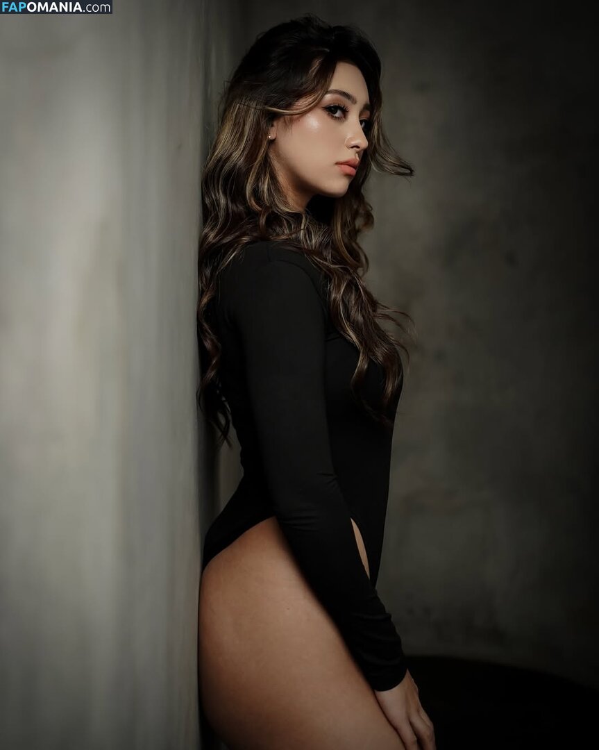 bodysuit megathread / swimsuit Nu OnlyFans  Photo fuitée #12