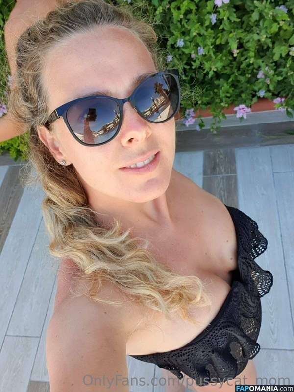 SwingerMom / pussycat_mom Nu OnlyFans  Photo fuitée #11