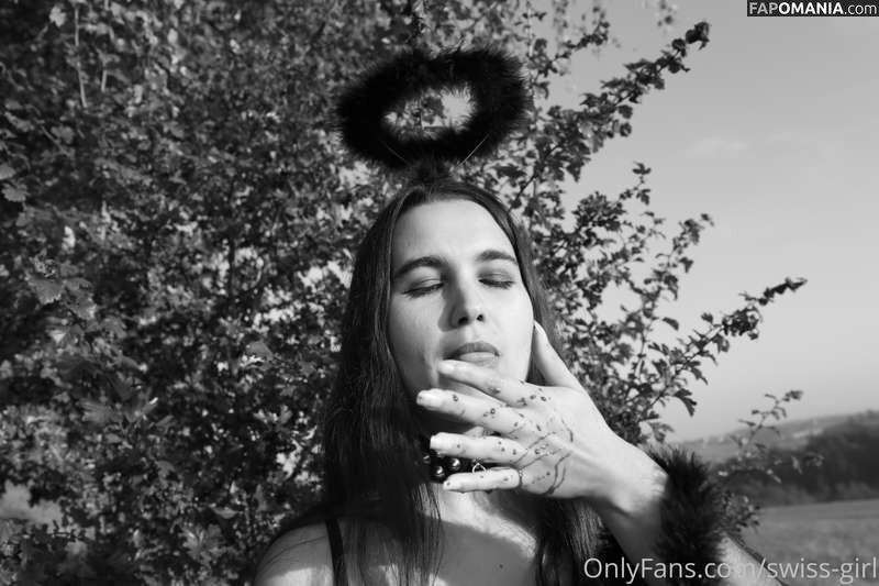 Swiss-Girl / https: / swiss-girl-vip / swissgirlvanessa Nu OnlyFans  Photo fuitée #18