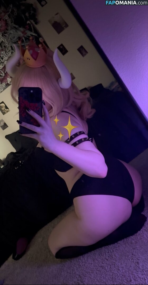 Sylvee / SylveeVT / ashhbearr_ / onlyfans Nu OnlyFans  Photo fuitée #284